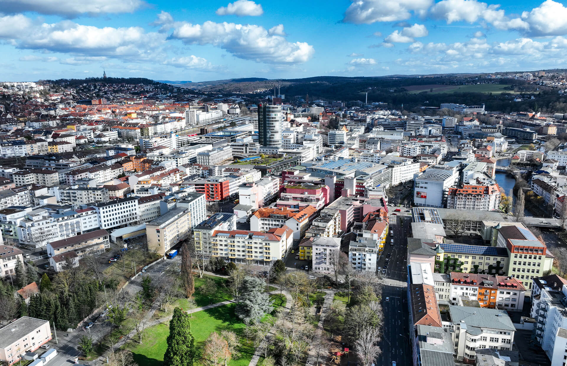 Blick auf die Stadt Pforzheim bei gutem Wetter